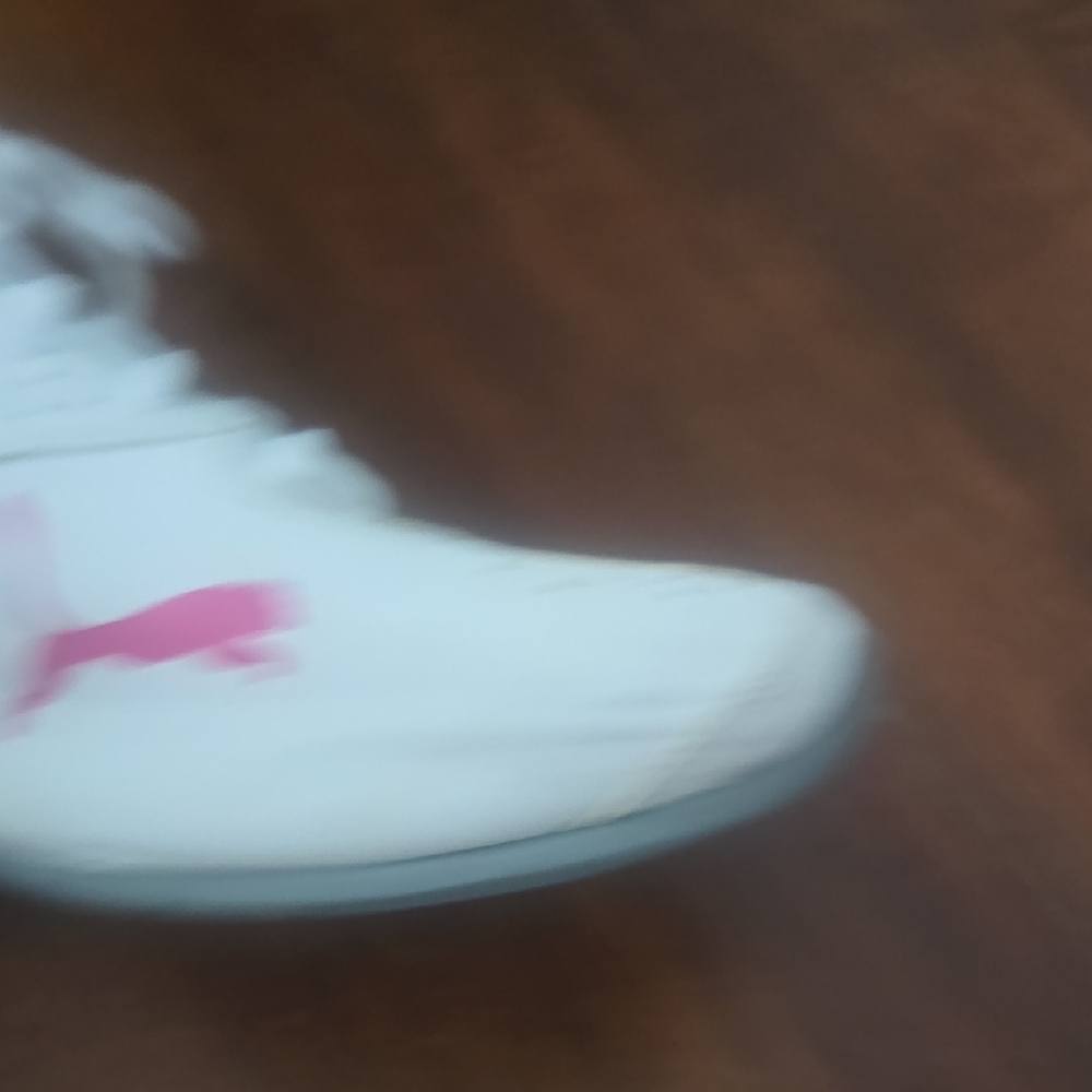 Puma White and Pink Athletic Shoes with Breathable Design - Picture 10 of 12